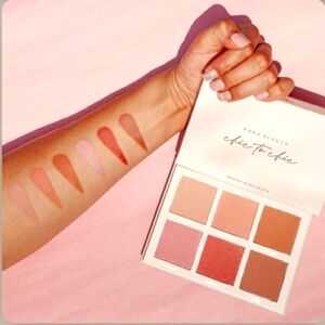 Kara Beauty Chic to Chic Neutral Blush Palette